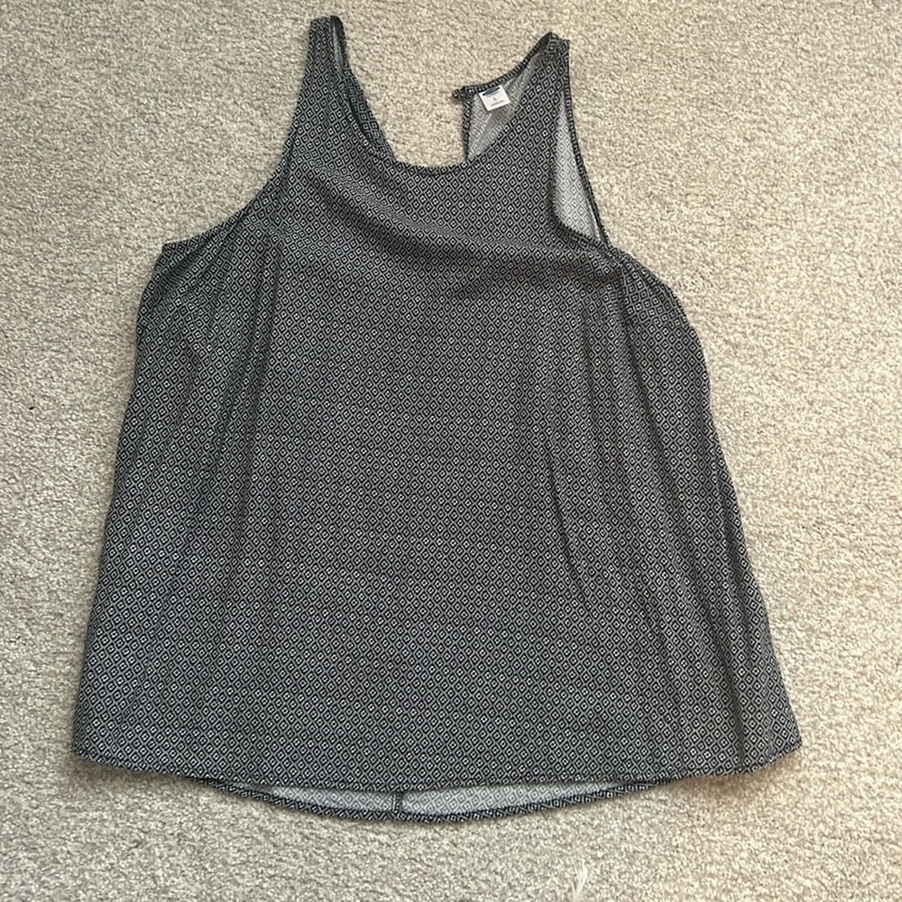 Old Navy sleeveless top